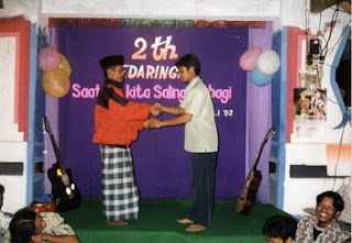 Pemberian bantuan biaya pendidikan